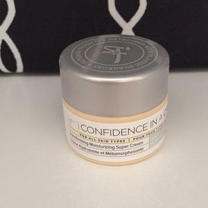 it cosmetics confidence in a cream